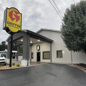 Griffin Inn & Suites